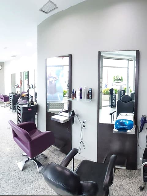 Resalte su belleza natural en nuestra peluquería en Vigo