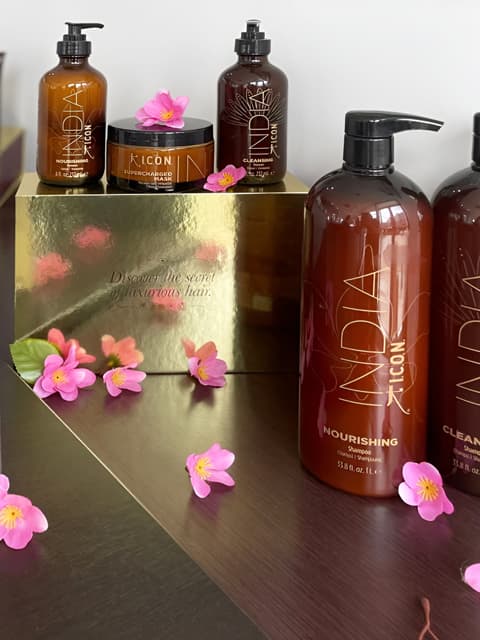 Contacte hoy mismo con nuestra peluquería en Vigo